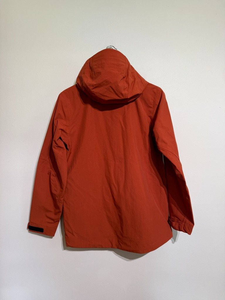 Nwt Finisterre Women's Stormbird Waterproof Jacket, Large — image 7 of 7